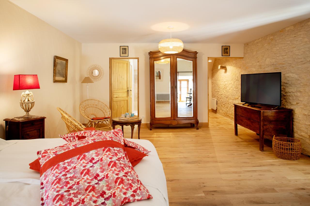 L'Hote Antique - Maison D'Hote- 4 Suites Avec Cuisine Pichanges Exterior photo